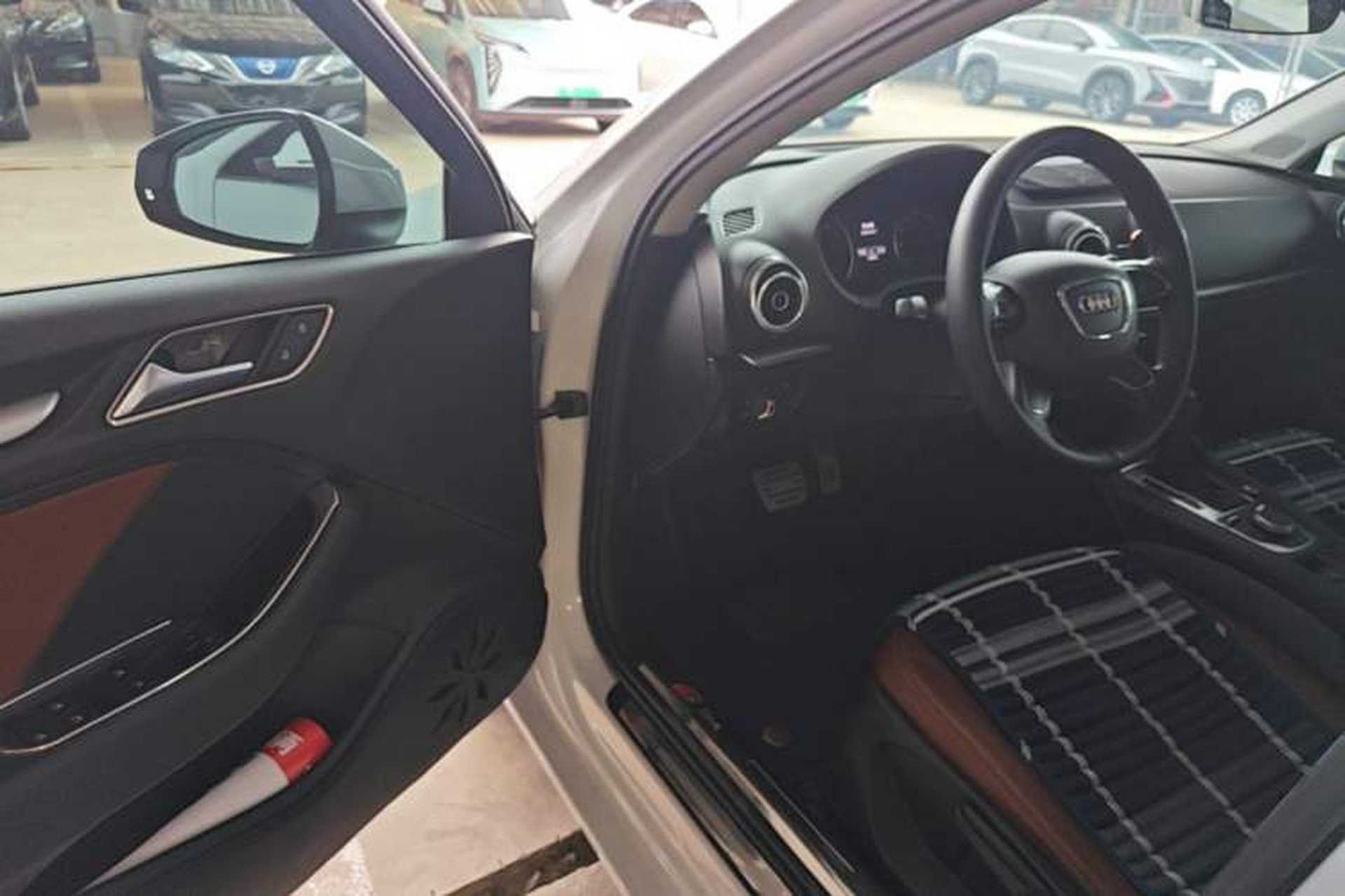 Used Audi A3 2014 Limousine 35 TFSI Automatic Advanced Model Driver Seat