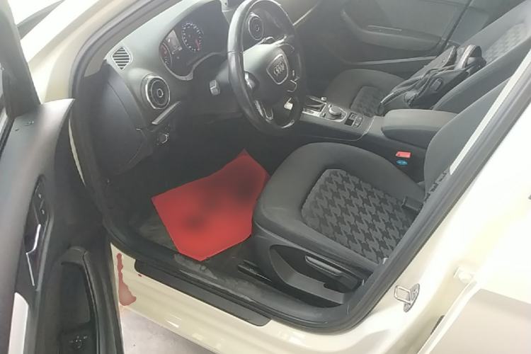 Used Audi A3 2014 Limousine 35 TFSI Automatic Advanced Model Driver Seat