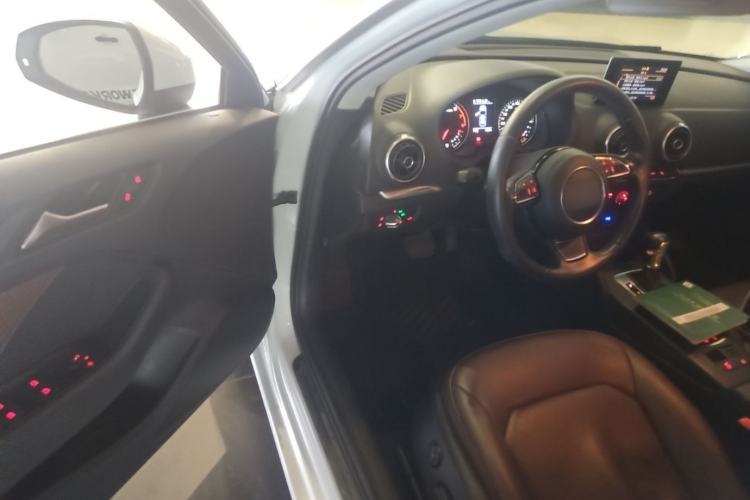 Used Audi A3 2014 Sportback 35 TFSI Automatic Style Edition Driver Seat