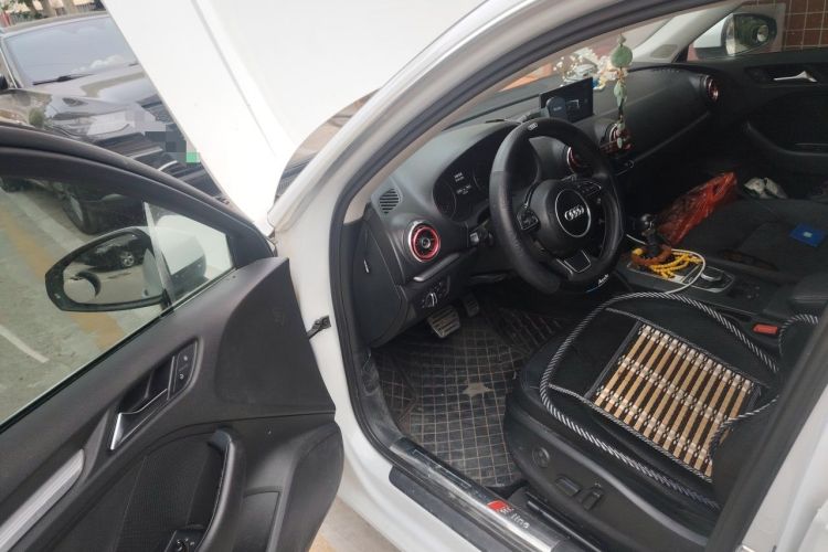 Used Audi A3 2014 Sportback 35 TFSI Automatic Style Edition Driver Seat