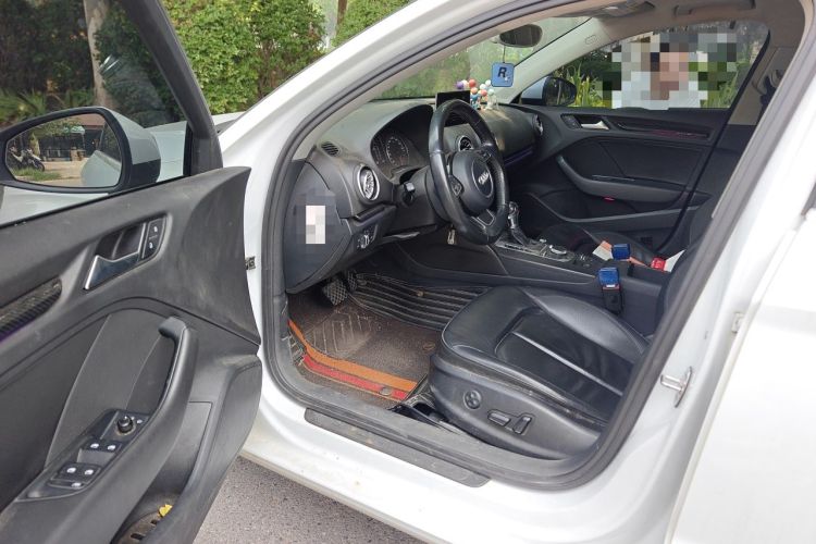 Used Audi A3 2014 Limousine 35 TFSI Automatic Comfort Model Driver Seat