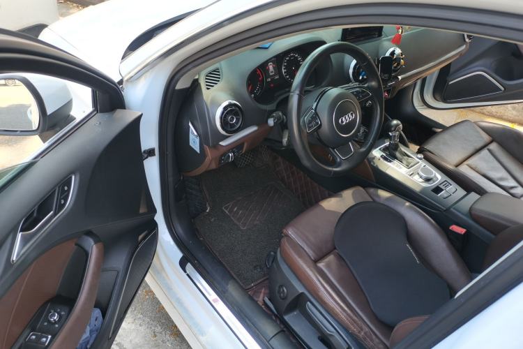 Used Audi A3 2014 Sportback 40 TFSI S line Luxury Model Driver Seat