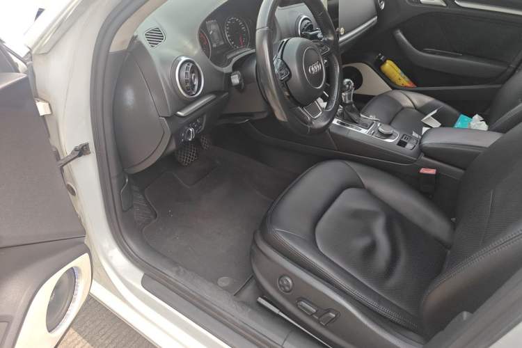 Used Audi A3 2014 Sportback 35 TFSI Automatic Style Edition Driver Seat