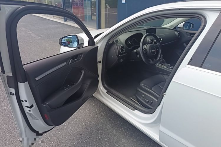 Used Audi A3 2014 Sportback 35 TFSI Automatic Style Edition Driver Seat