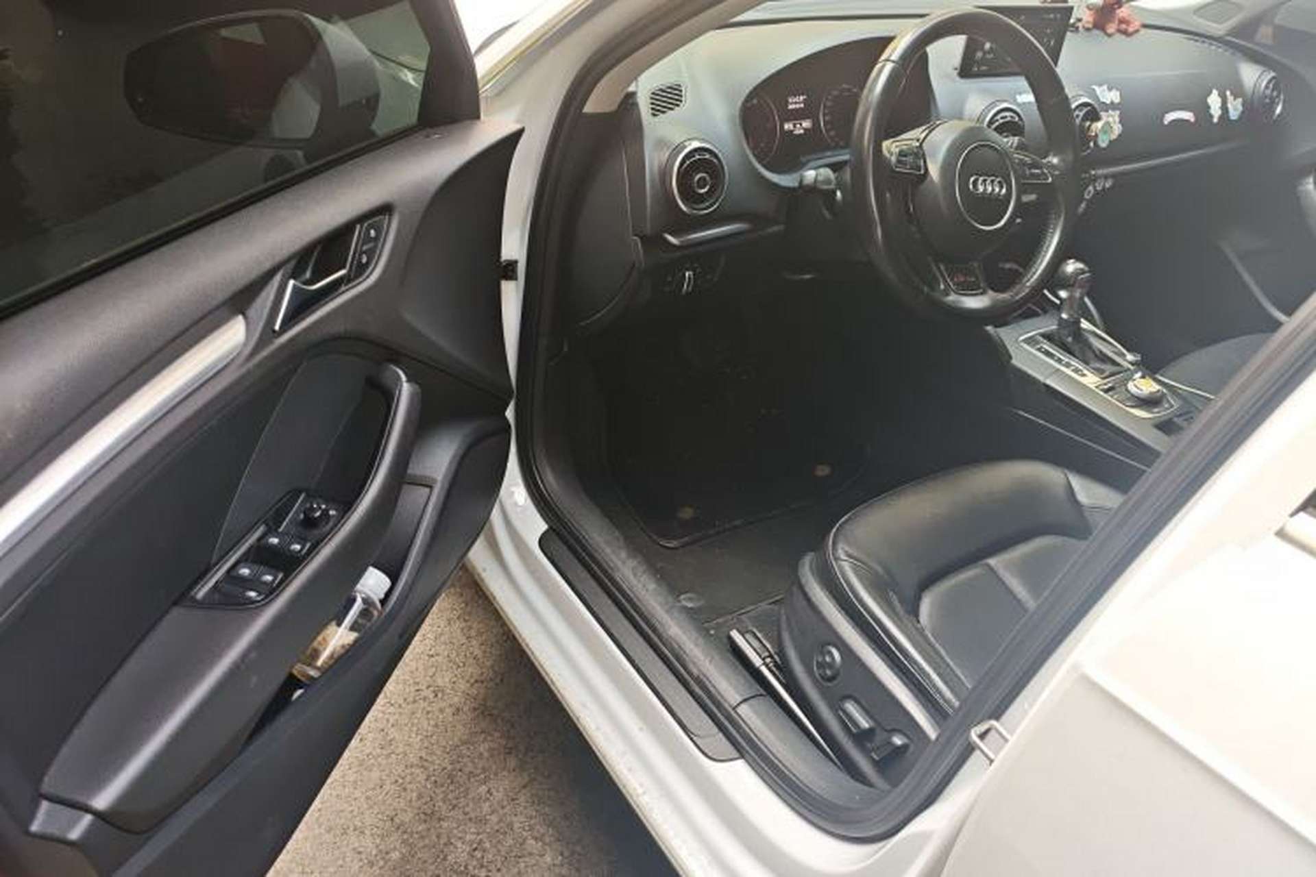 Used Audi A3 2014 Sportback 35 TFSI Automatic Comfort Model Driver Seat