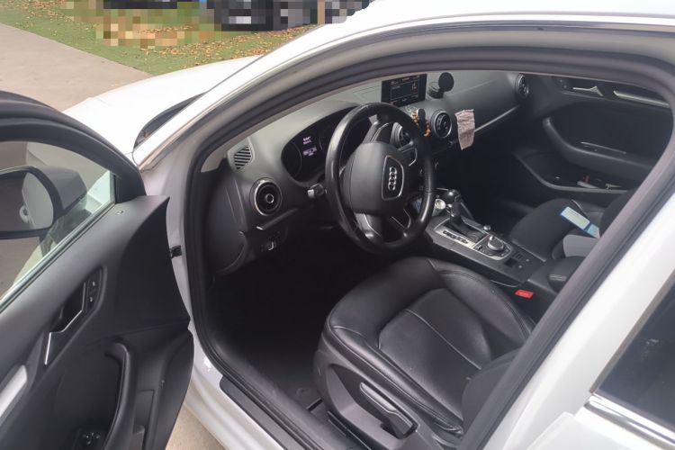 Used Audi A3 2014 Sportback 35 TFSI Automatic Ambition Edition Driver Seat