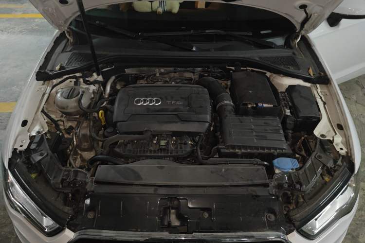 Used Audi A3 2014 Sportback 40 TFSI S line Comfort Model Engine Bay