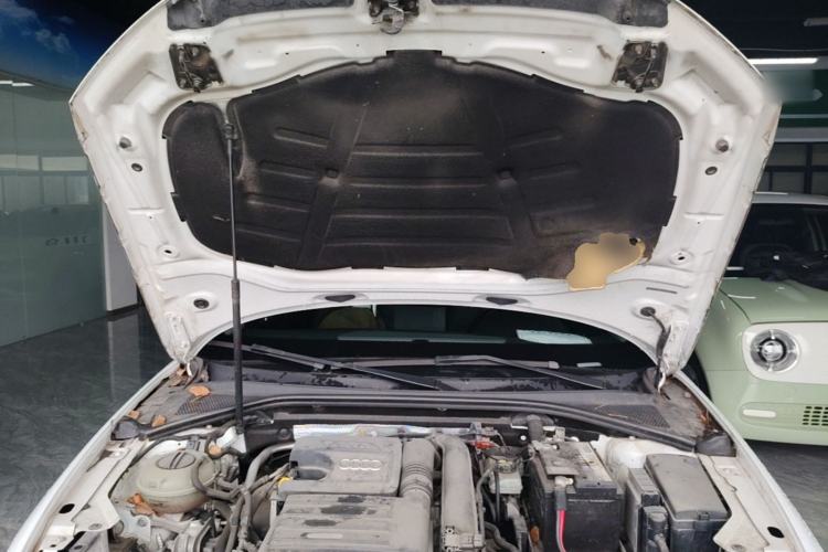 Used Audi A3 2014 Sportback 35 TFSI Automatic Style Edition Engine Bay
