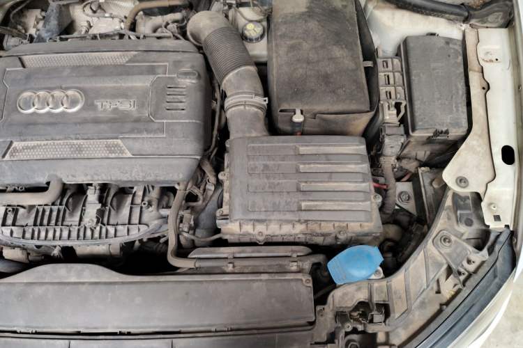 Used Audi A3 2014 Sportback 40 TFSI S line Comfort Model Engine Bay Left