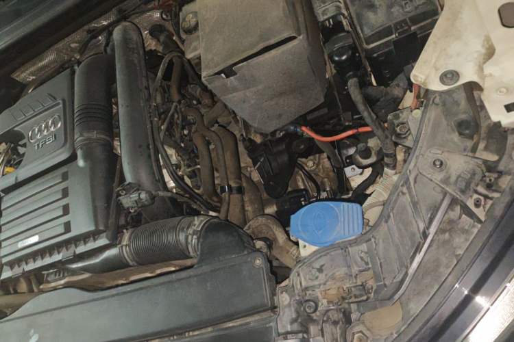 Used Audi A3 2014 Sportback 35 TFSI Automatic Ambition Edition Engine Bay Left