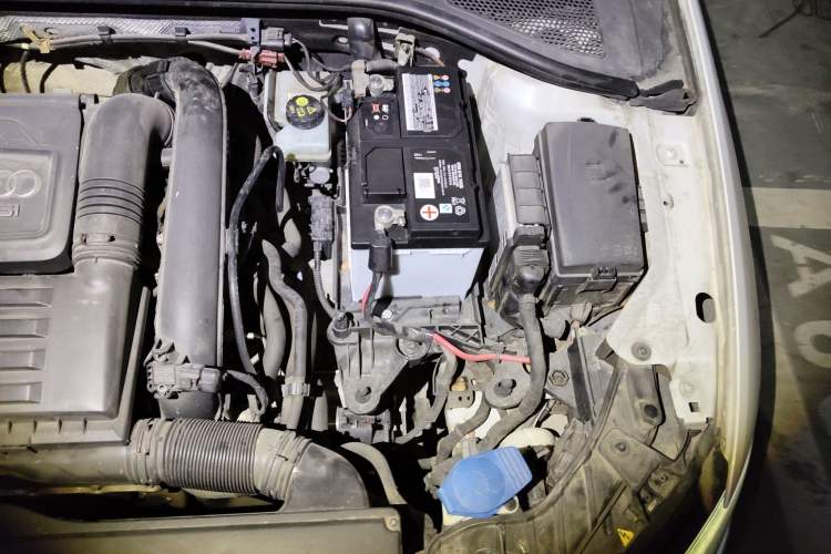 Used Audi A3 2014 Sportback 35 TFSI Automatic Comfort Model Engine Bay Left