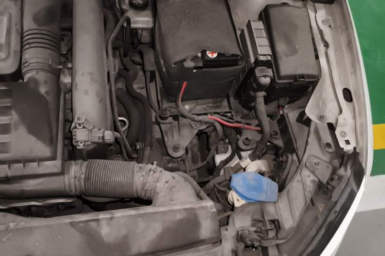 Used Audi A3 2014 Limousine 35 TFSI Automatic Comfort Model Engine Bay Left