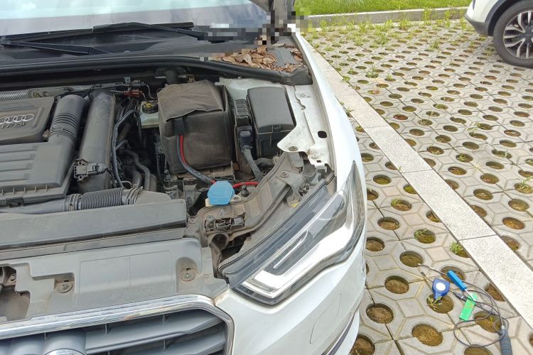 Used Audi A3 2014 Sportback 35 TFSI Automatic Comfort Model Engine Bay Left