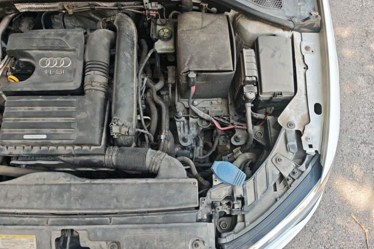 Used Audi A3 2014 Sportback 35 TFSI Automatic Comfort Model Engine Bay Left