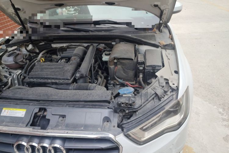 Used Audi A3 2014 Sportback 35 TFSI Automatic Style Edition Engine Bay Left