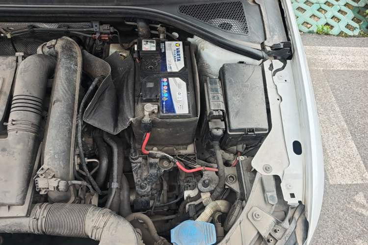 Used Audi A3 2014 Sportback 35 TFSI Automatic Comfort Model Engine Bay Left