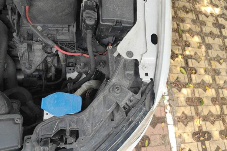 Used Audi A3 2014 Sportback 35 TFSI Automatic Comfort Model Engine Bay Left