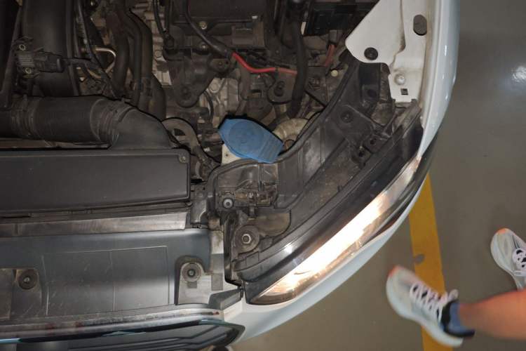 Used Audi A3 2014 Sportback 35 TFSI Automatic Style Edition Engine Bay Left