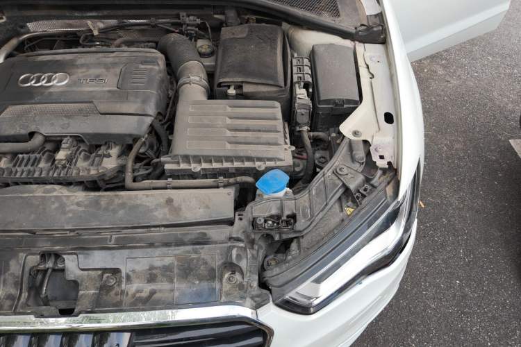 Used Audi A3 2014 Sportback 40 TFSI S line Luxury Model Engine Bay Left
