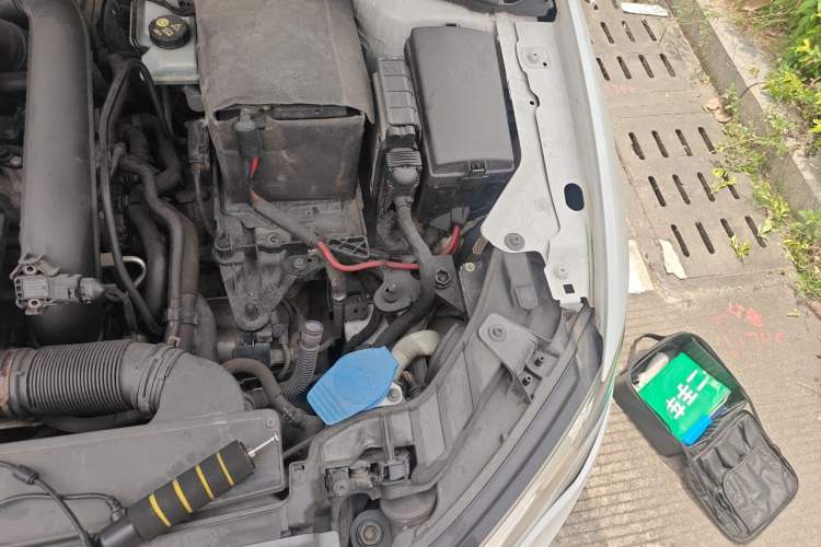 Used Audi A3 2014 Sportback 35 TFSI Automatic Style Edition Engine Bay Left