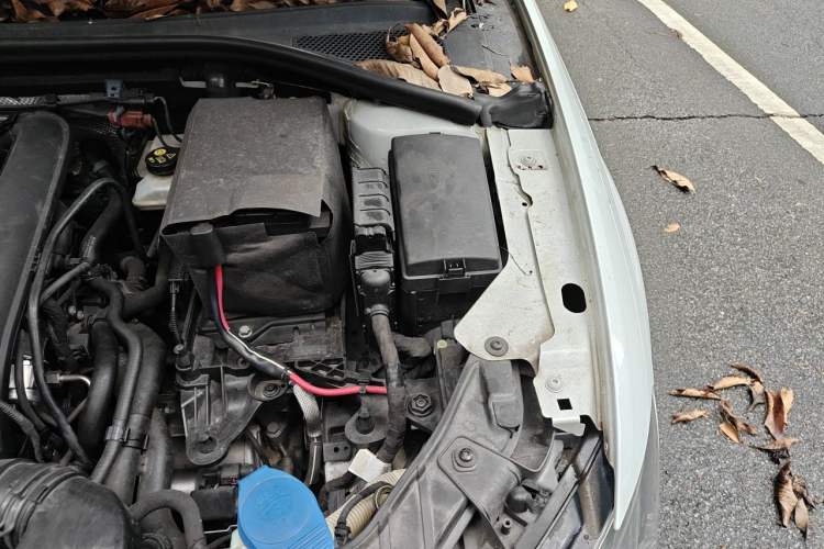 Used Audi A3 2014 Sportback 35 TFSI Automatic Comfort Model Engine Bay Left
