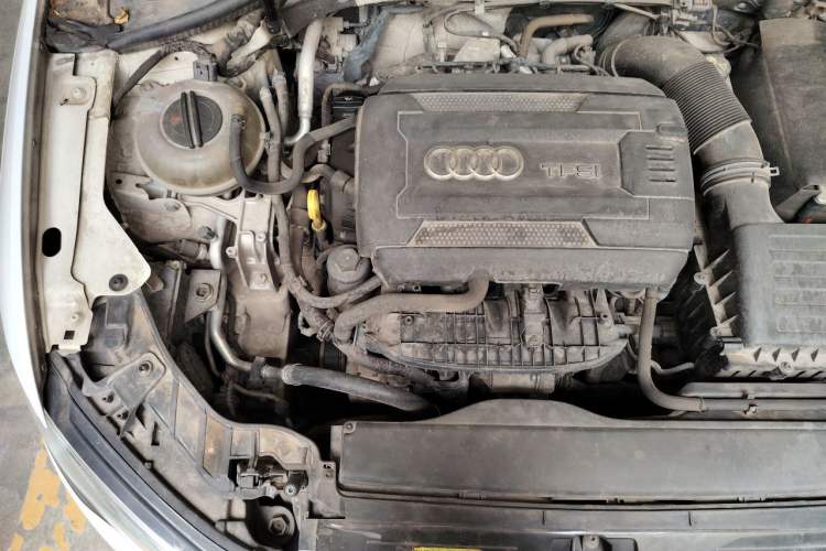 Used Audi A3 2014 Sportback 40 TFSI S line Comfort Model Engine Bay Right