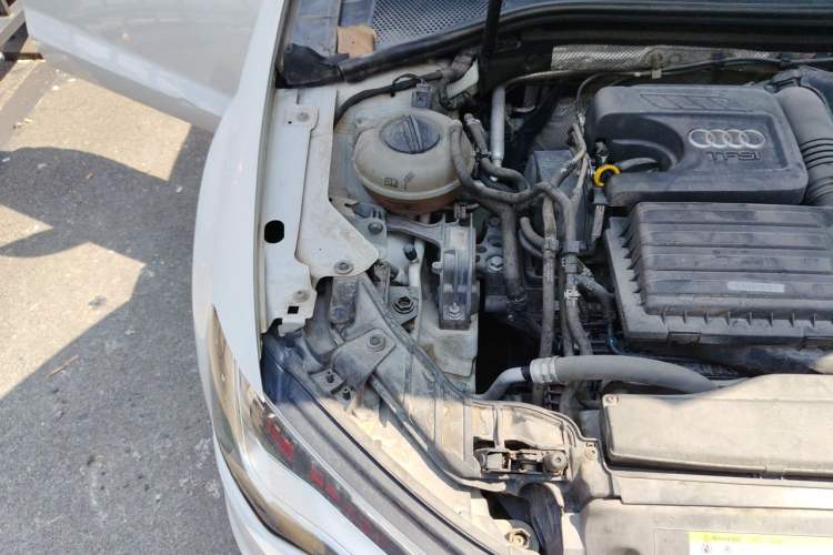 Used Audi A3 2014 Limousine 35 TFSI Automatic Comfort Model Engine Bay Right