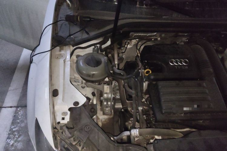 Used Audi A3 2014 Limousine 35 TFSI Automatic Comfort Model Engine Bay Right