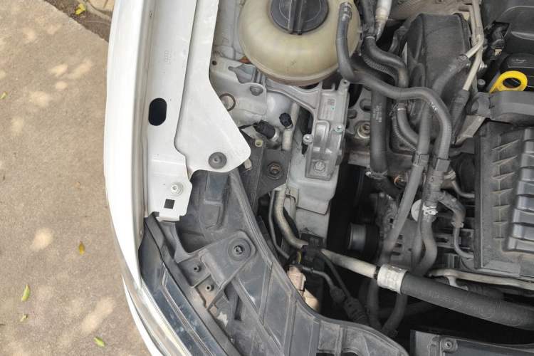 Used Audi A3 2014 Sportback 35 TFSI Automatic Comfort Model Engine Bay Right