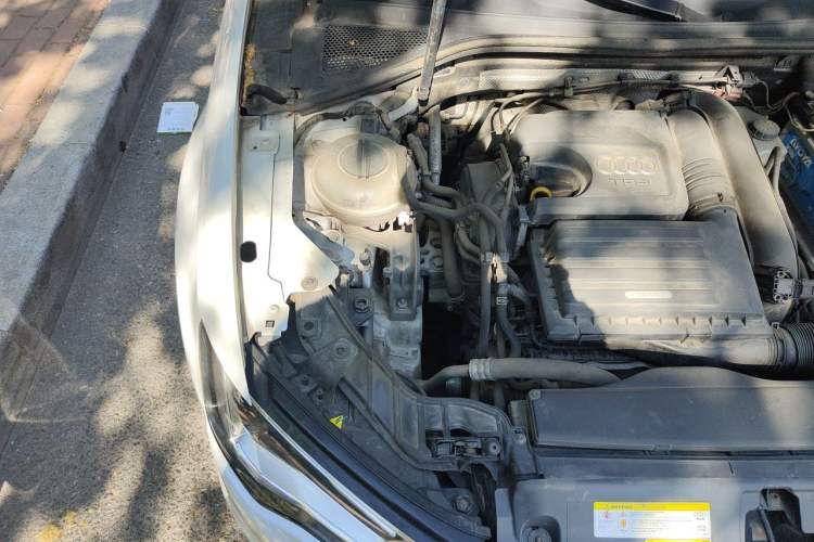 Used Audi A3 2014 Limousine 35 TFSI Automatic Comfort Model Engine Bay Right