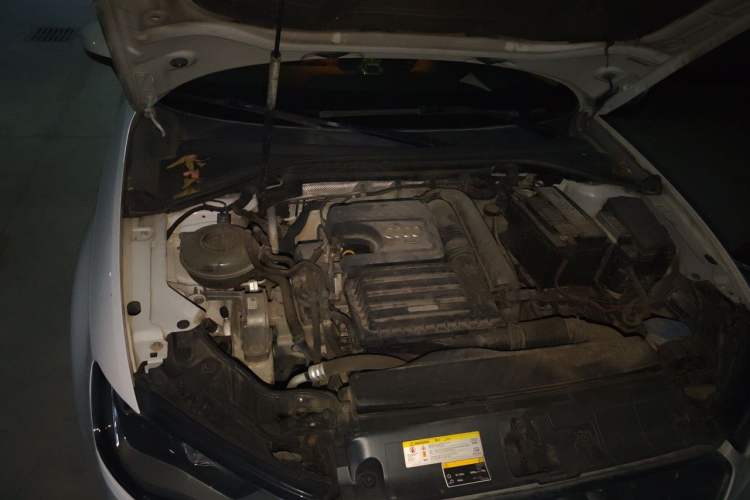 Used Audi A3 2014 Sportback 35 TFSI Automatic Style Edition Engine Bay Right
