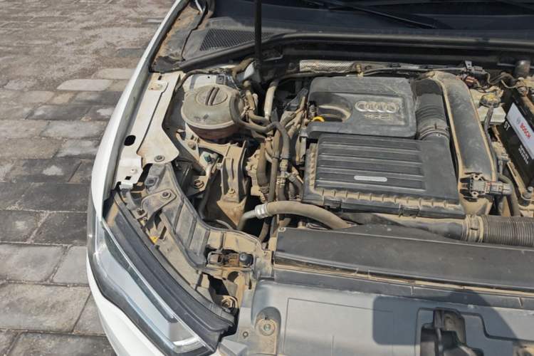 Used Audi A3 2014 Sportback 35 TFSI Automatic Comfort Model Engine Bay Right