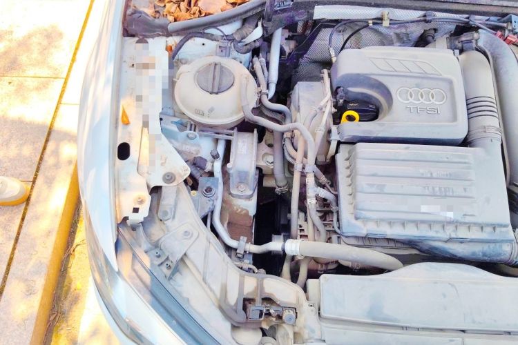 Used Audi A3 2014 Limousine 35 TFSI Automatic Fashion Model Engine Bay Right
