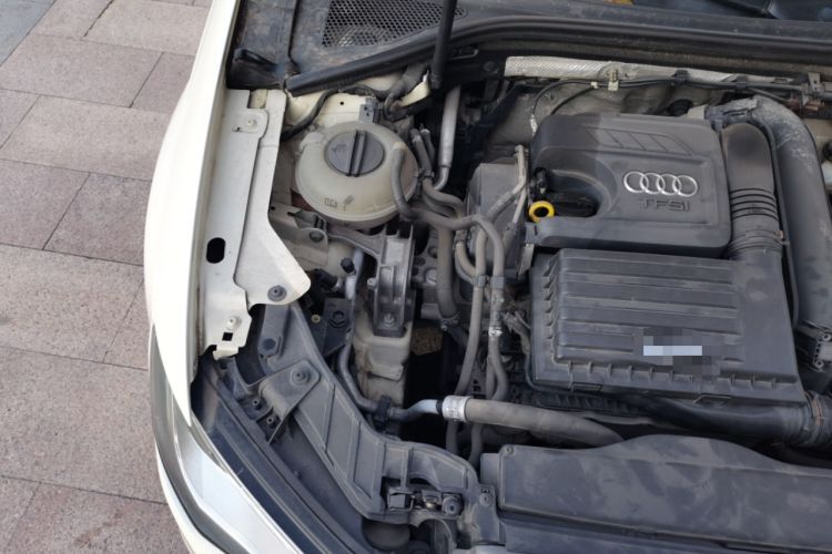 Used Audi A3 2014 Sportback 35 TFSI Automatic Style Edition Engine Bay Right