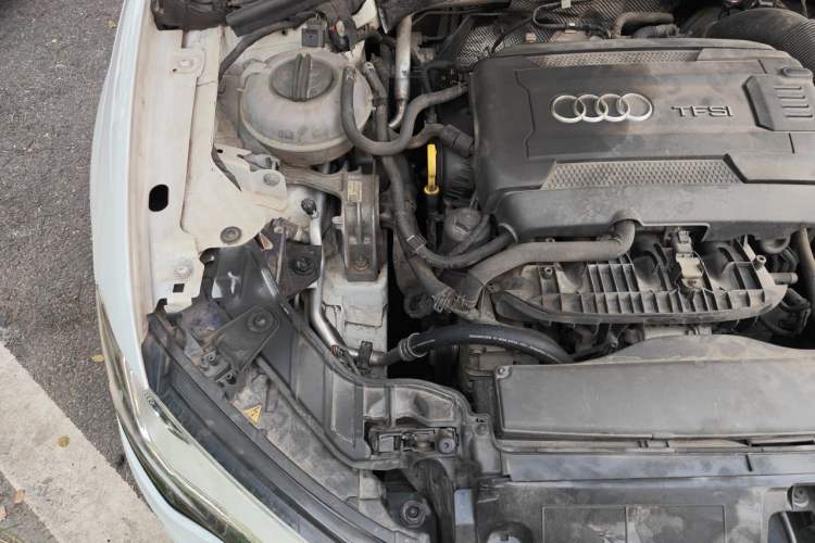 Used Audi A3 2014 Sportback 40 TFSI S line Luxury Model Engine Bay Right