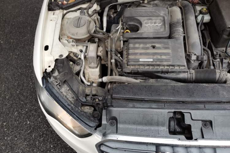 Used Audi A3 2014 Sportback 35 TFSI Automatic Ambition Edition Engine Bay Right