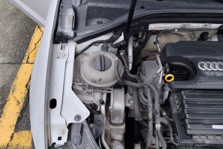 Used Audi A3 2014 Sportback 35 TFSI Automatic Style Edition Engine Bay Right