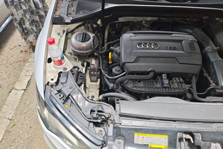Used Audi A3 2014 Limousine 40 TFSI S line Comfort Model Engine Bay Right