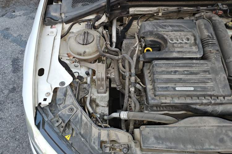 Used Audi A3 2014 Limousine 35 TFSI Automatic Comfort Model Engine Bay Right