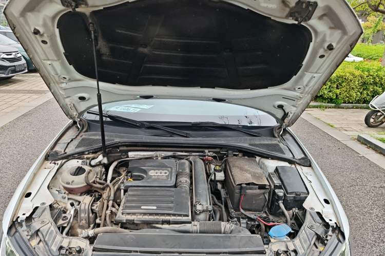 Used Audi A3 2014 Limousine 35 TFSI Automatic Comfort Model Engine Bay