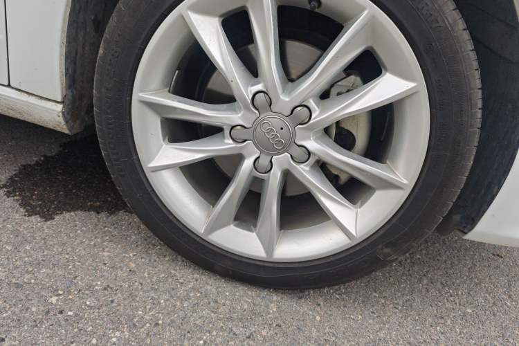 Used Audi A3 2014 Sportback 35 TFSI Automatic Comfort Model Exterior 1