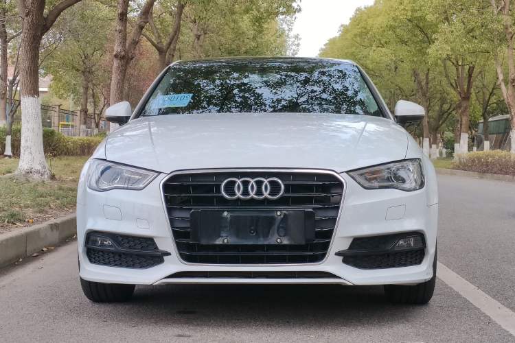 Used Audi A3 2014 Limousine 40 TFSI S line Comfort Model Exterior 1