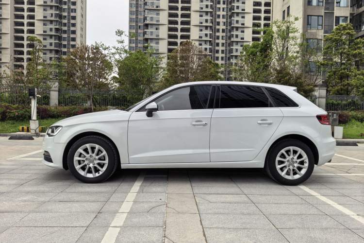 Used Audi A3 2014 Sportback 35 TFSI Automatic Ambition Edition Exterior 10