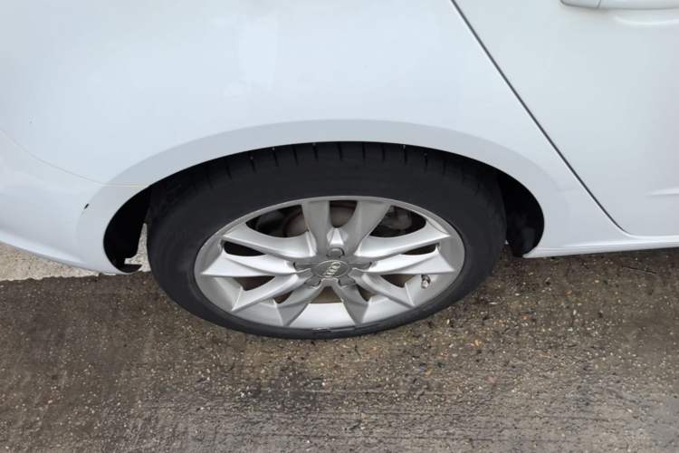 Used Audi A3 2014 Sportback 35 TFSI Automatic Comfort Model Exterior 2