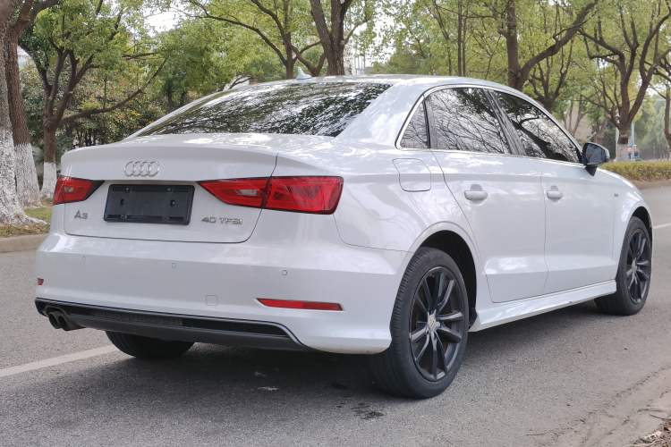 Used Audi A3 2014 Limousine 40 TFSI S line Comfort Model Exterior 2