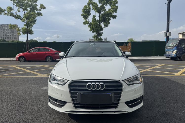 Used Audi A3 2014 Sportback 35 TFSI Automatic Style Edition Exterior 2