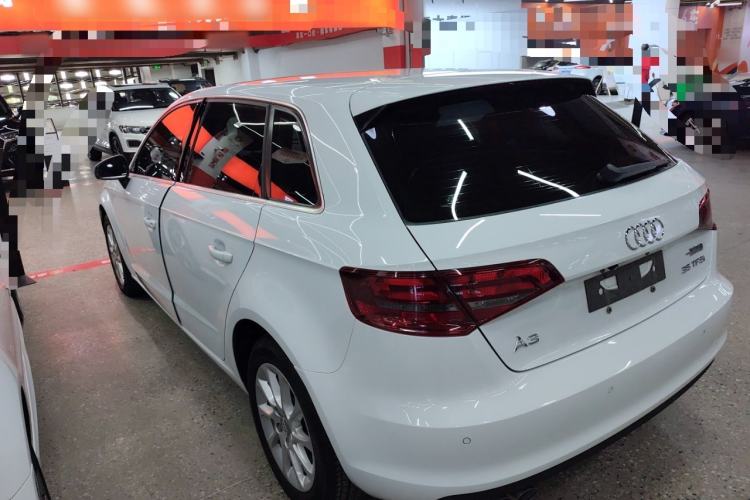 Used Audi A3 2014 Sportback 35 TFSI Automatic Ambition Edition Exterior 2
