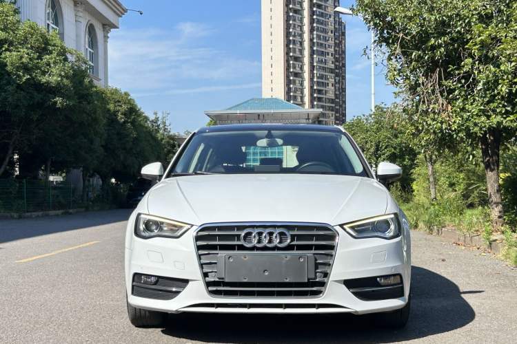 Used Audi A3 2014 Sportback 35 TFSI Automatic Style Edition Exterior 3