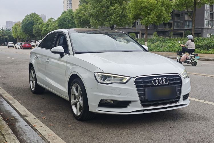 Used Audi A3 2014 Limousine 35 TFSI Automatic Comfort Model Exterior 3