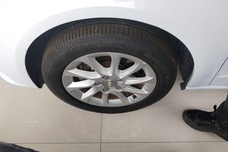 Used Audi A3 2014 Sportback 35 TFSI Automatic Style Edition Exterior 4